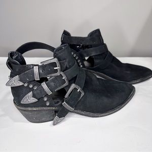 Dolce Vita Size 6 Women’s Boots Leather Spur Black Silver Studded Triple Buckle